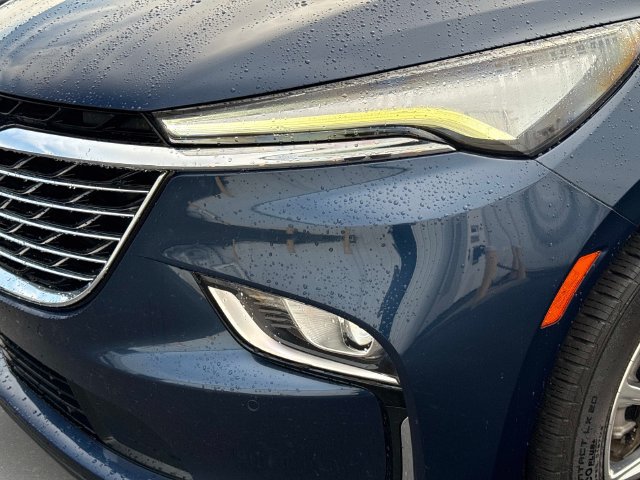 Used 2022 Buick Enclave Premium w/ Surround and Sites Package FWD image 9