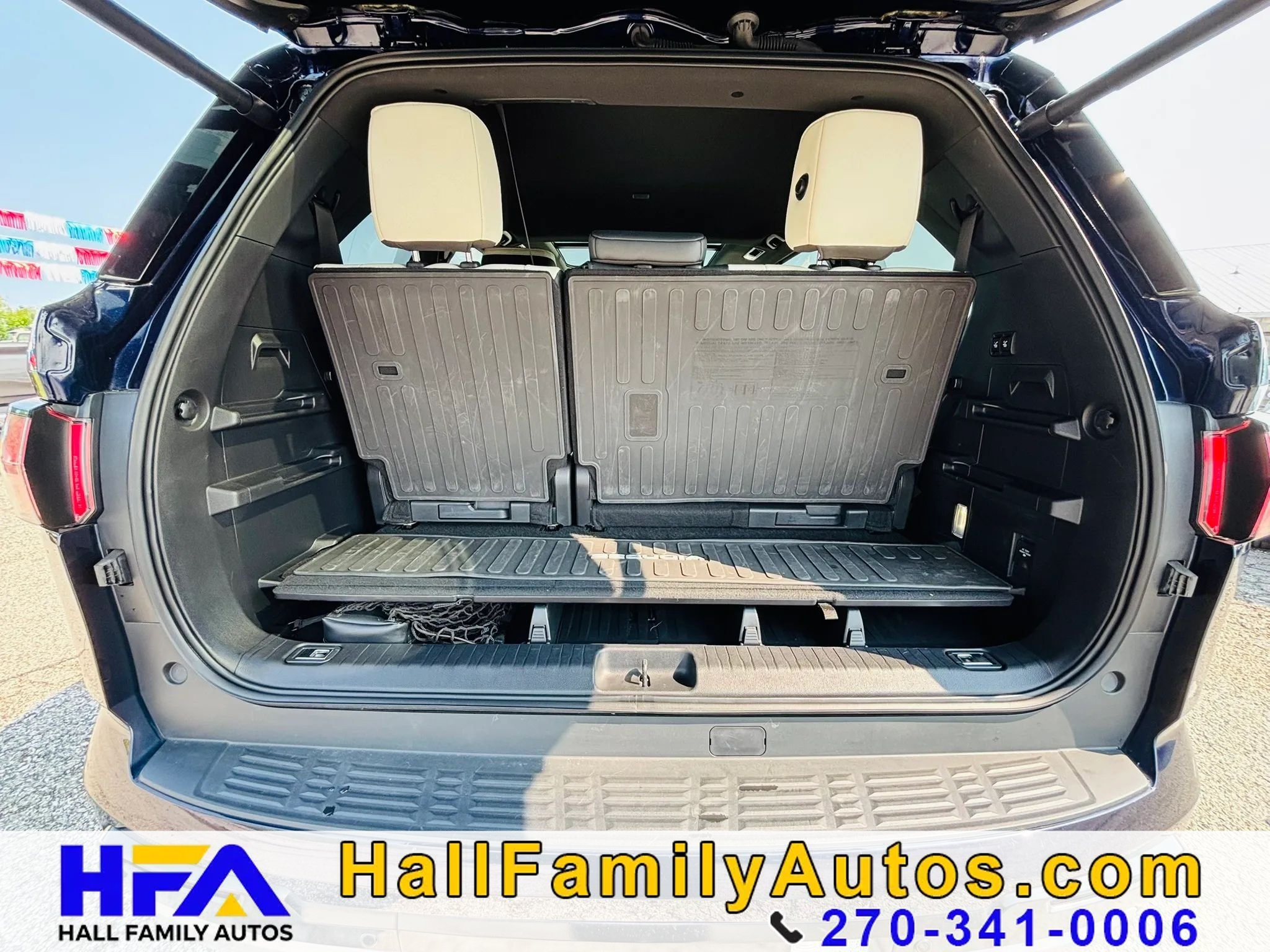 Used 2025 Toyota Sequoia Capstone AWD/4WD image 35
