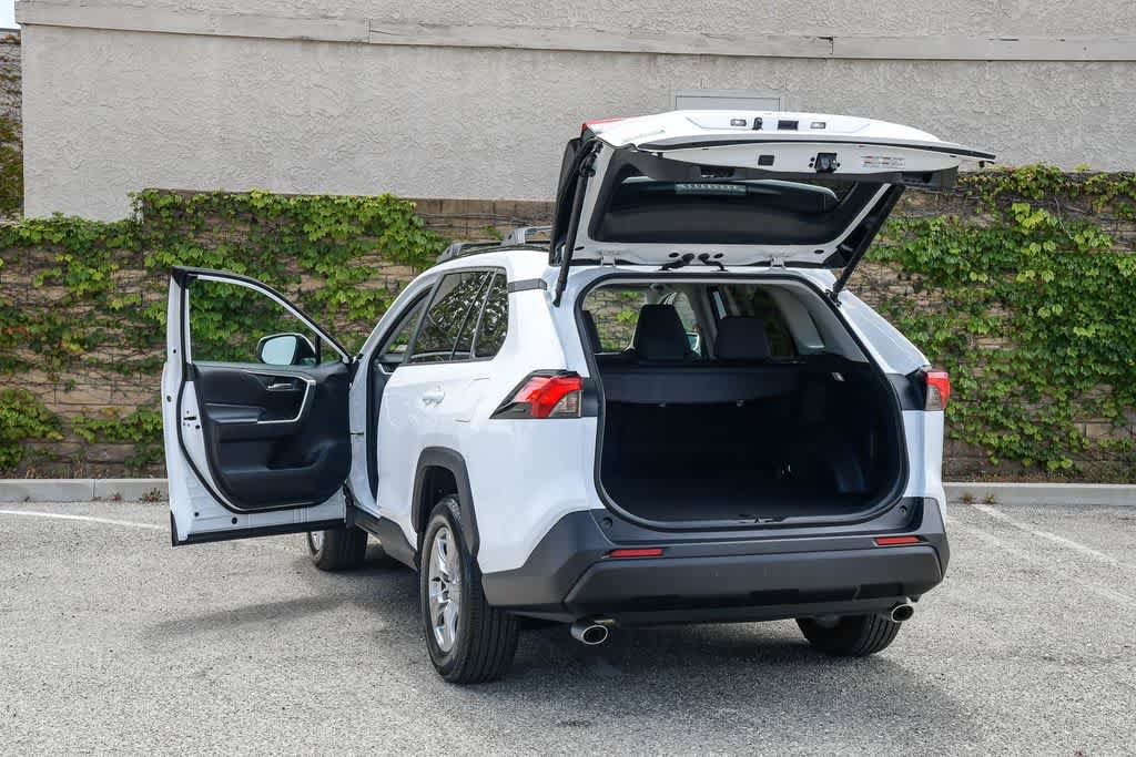 Certified 2025 Toyota RAV4 XLE w/ Convenience Package FWD image 25