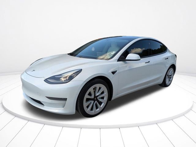 Used 2021 Tesla Model 3 Standard Range Plus RWD image 8