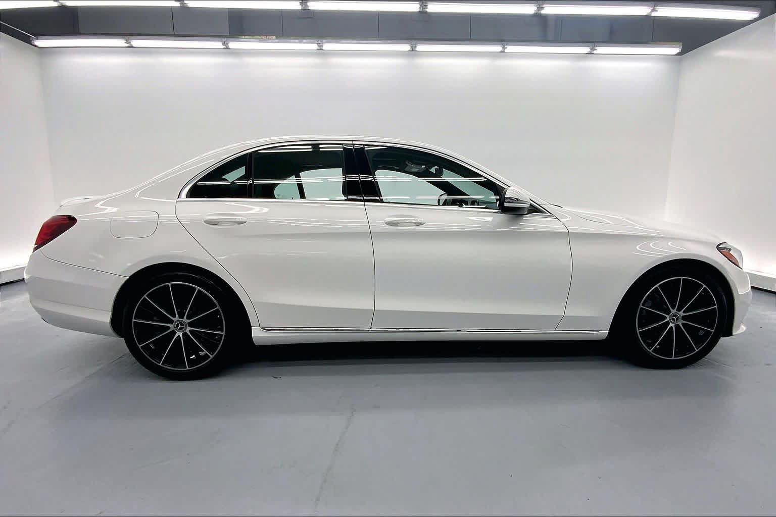 Used 2019 Mercedes-Benz C 300 Sedan image 5
