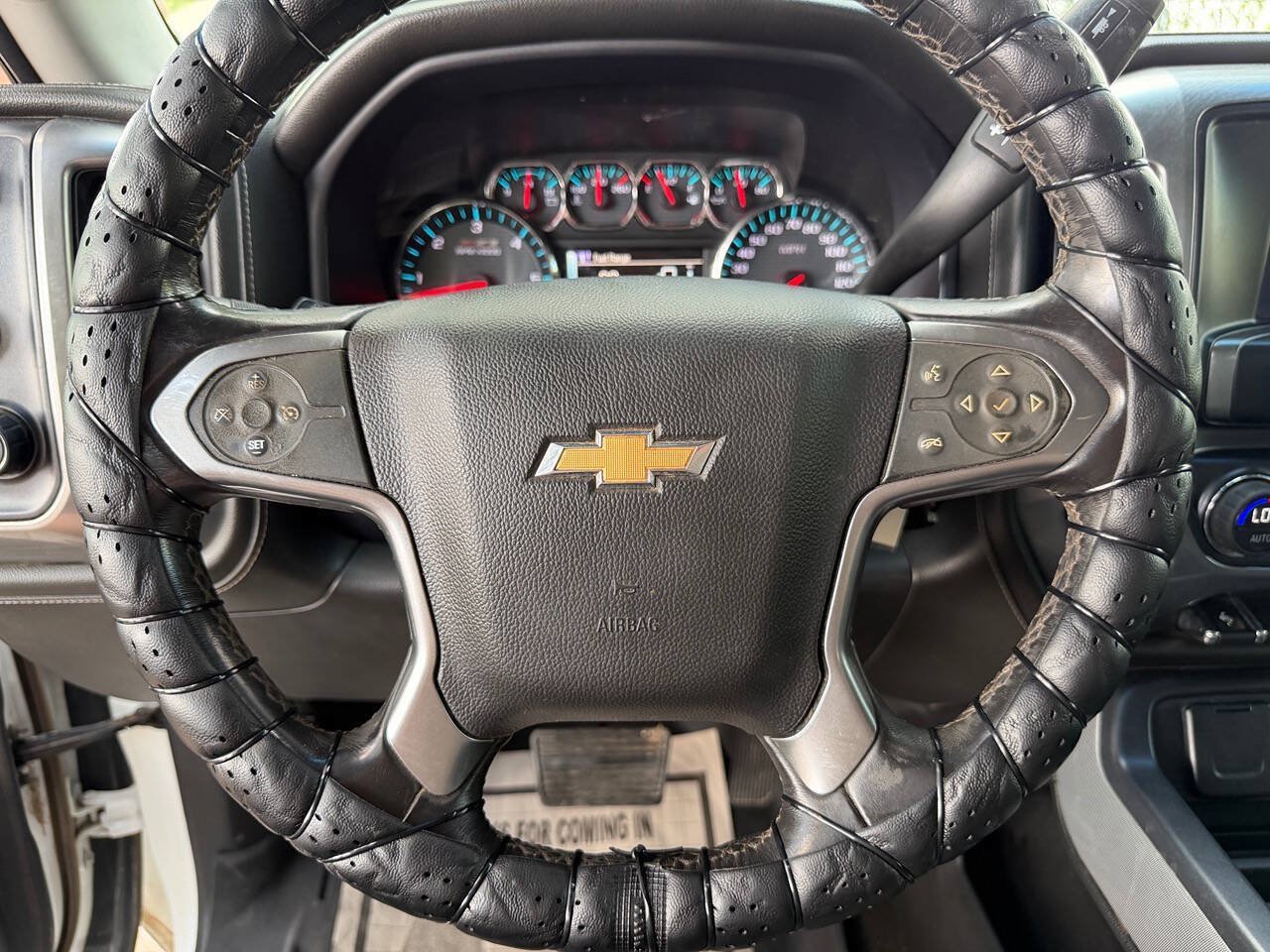 Used 2015 Chevrolet Silverado 2500 LTZ w/ LTZ Plus Package AWD/4WD image 22