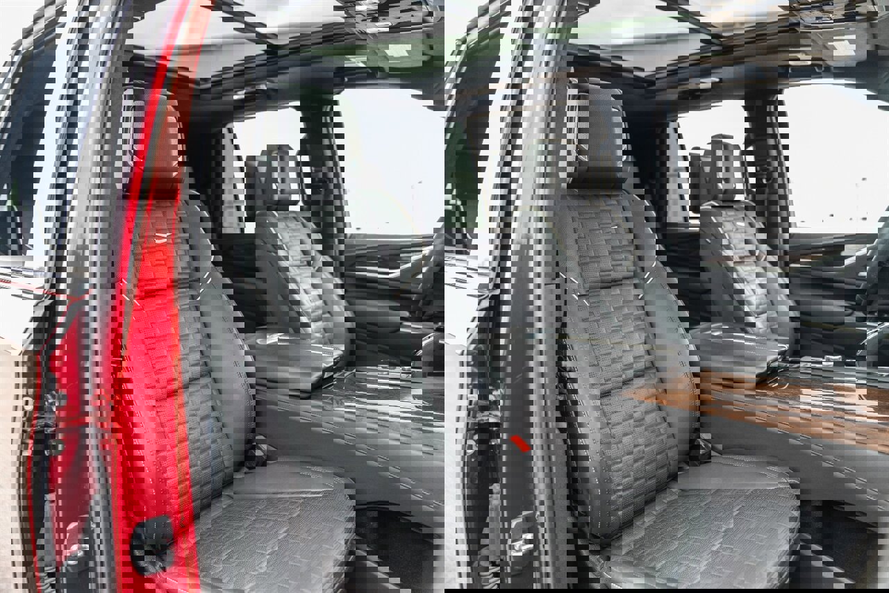 Used 2023 Cadillac Escalade Premium Luxury Platinum image 59