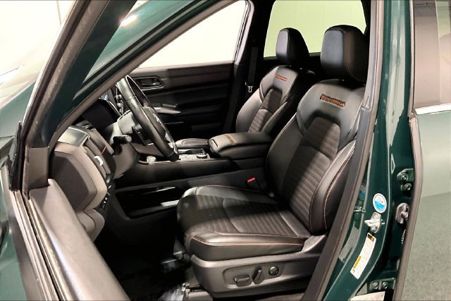 Used 2023 Nissan Pathfinder Rock Creek AWD/4WD image 27