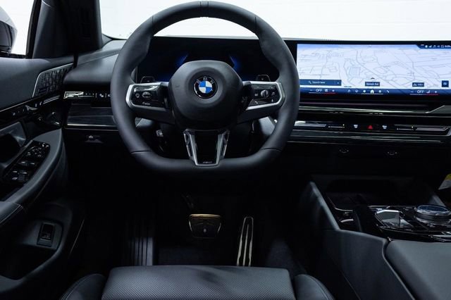 New 2026 BMW 530i xDrive w/ M Sport Package image 4