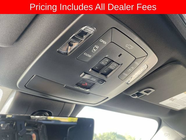 Used 2025 Toyota Sienna Platinum AWD/4WD image 27