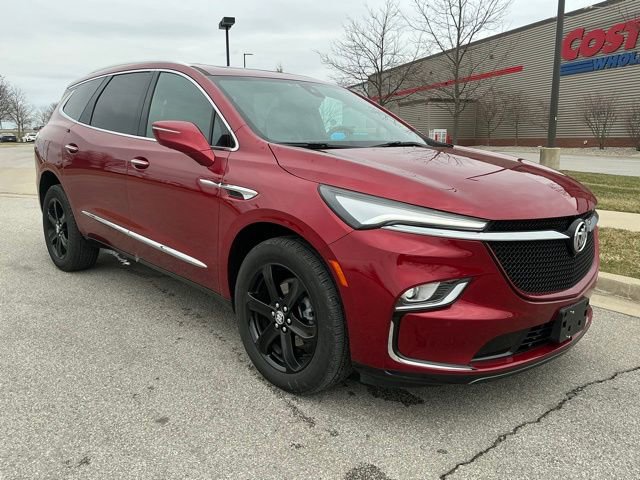 Used 2024 Buick Enclave Essence w/ Experience Buick Package image 3