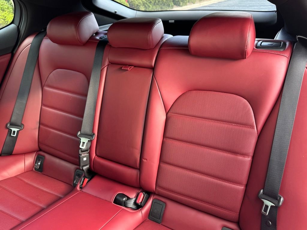 Used 2018 Kia Stinger GT2 AWD/4WD image 19