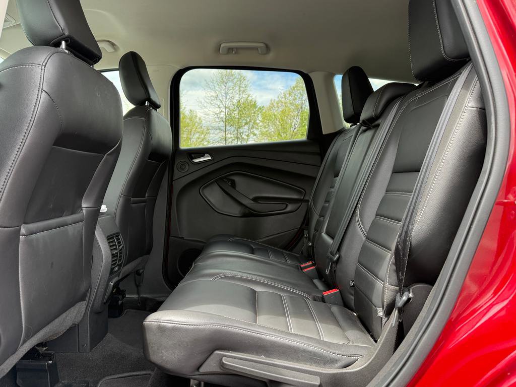 Used 2019 Ford Escape Titanium FWD image 9