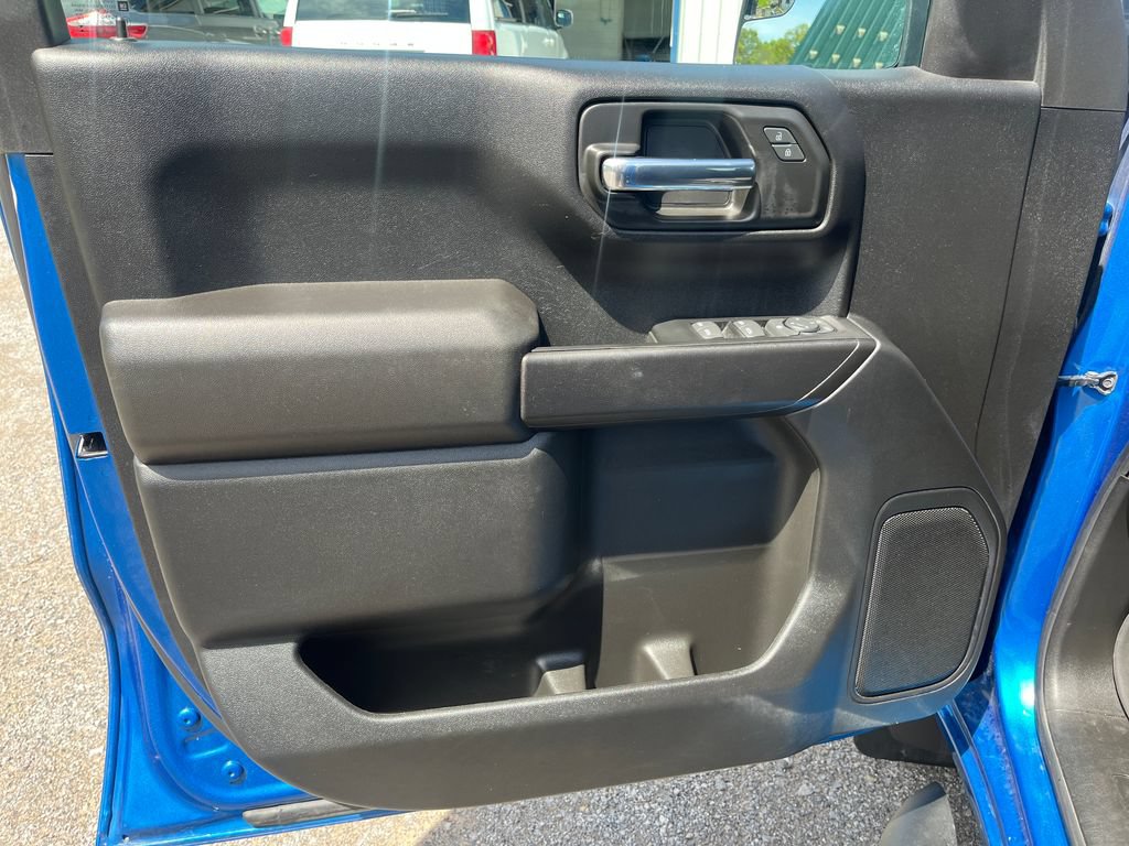 Used 2024 Chevrolet Silverado 1500 Custom AWD/4WD image 30