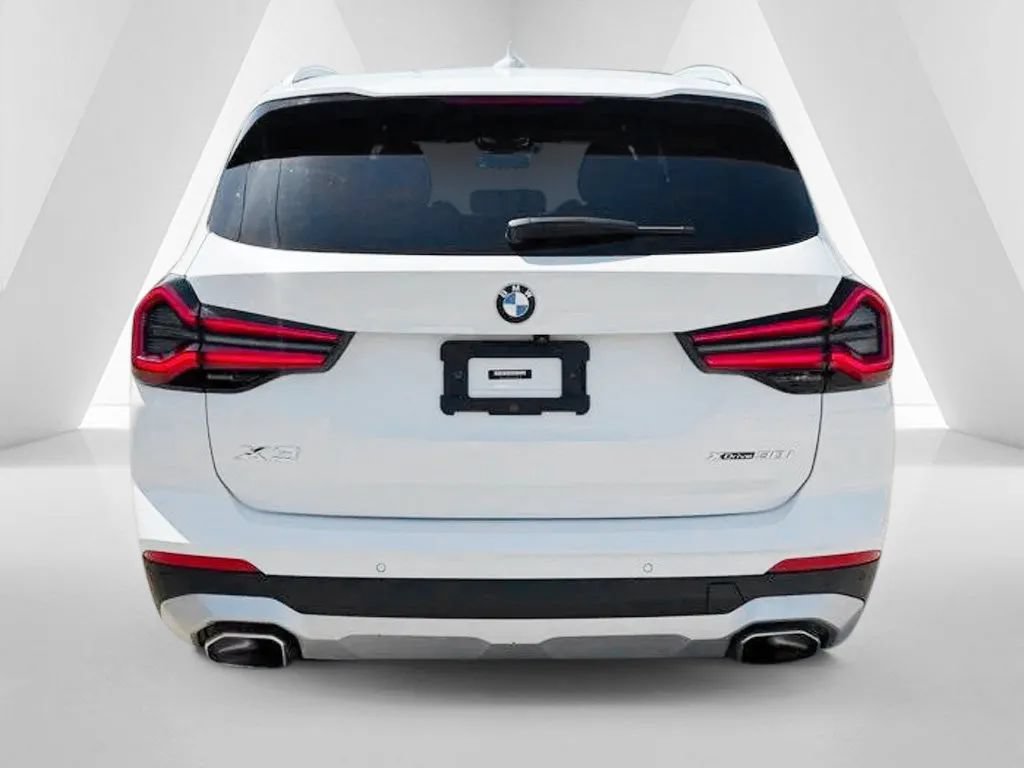 Used 2022 BMW X3 xDrive30i AWD/4WD image 6