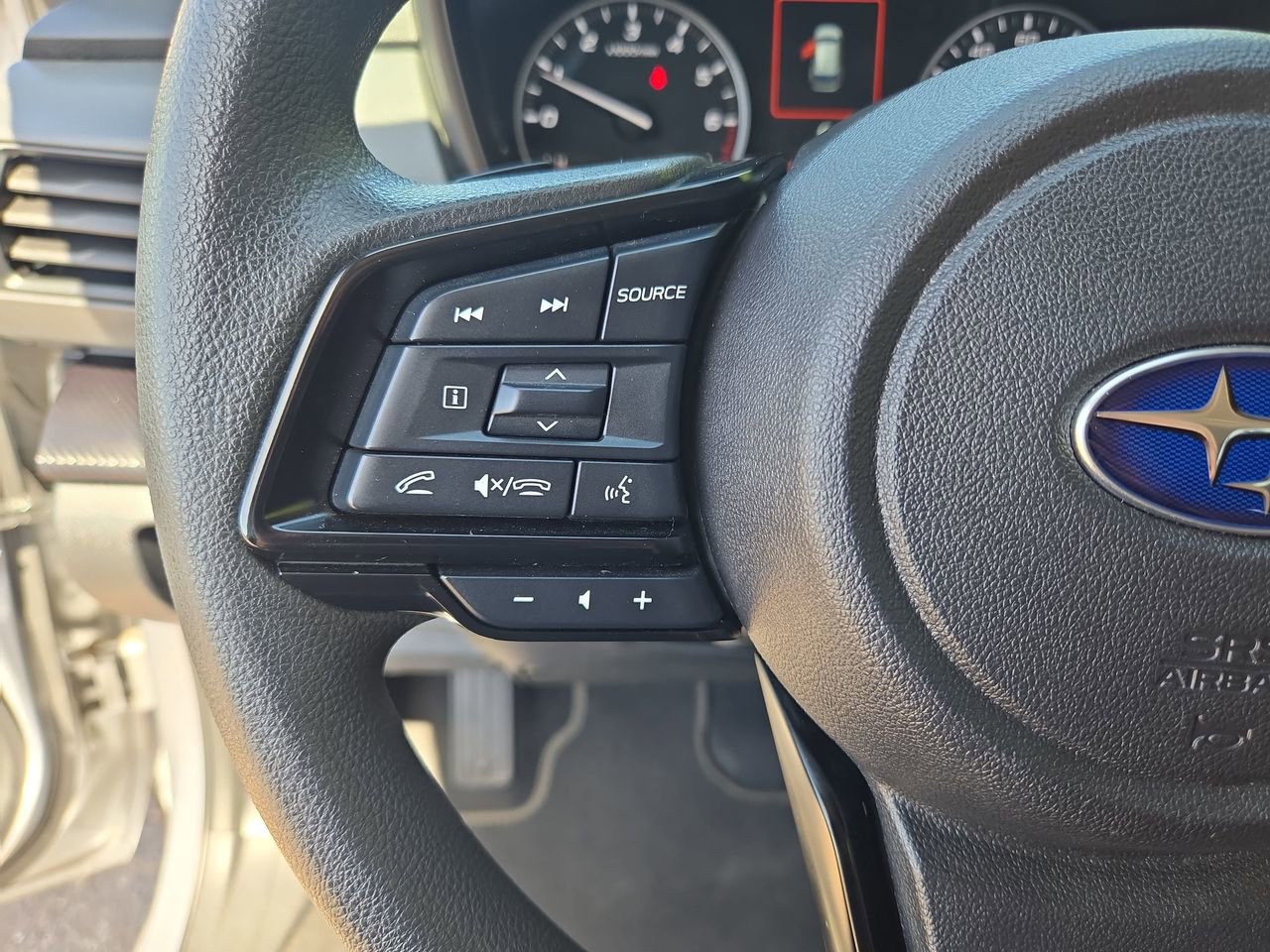 Used 2025 Subaru Crosstrek 2.0i Premium AWD/4WD image 16
