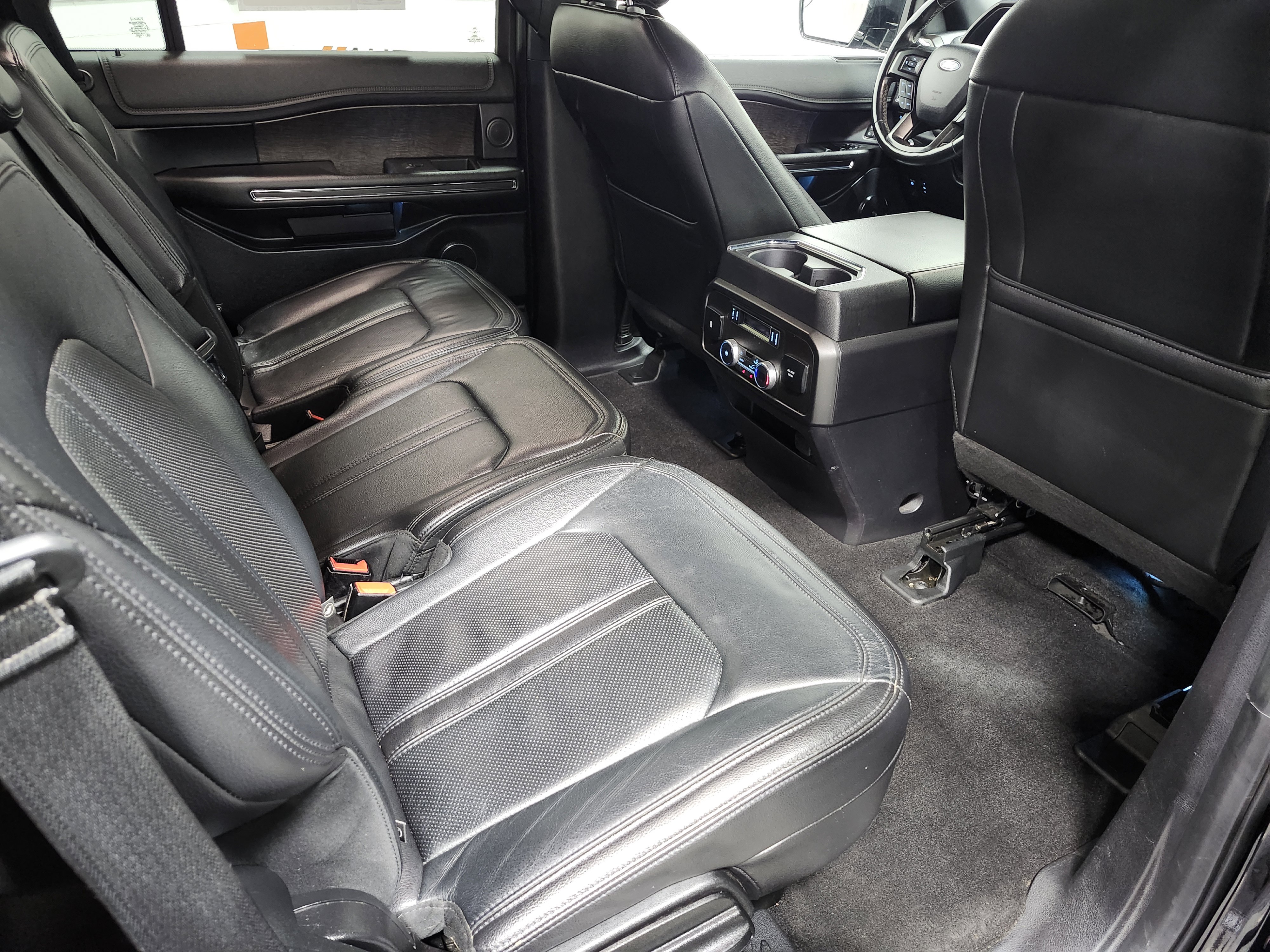 Used 2018 Ford Expedition Limited AWD/4WD image 23