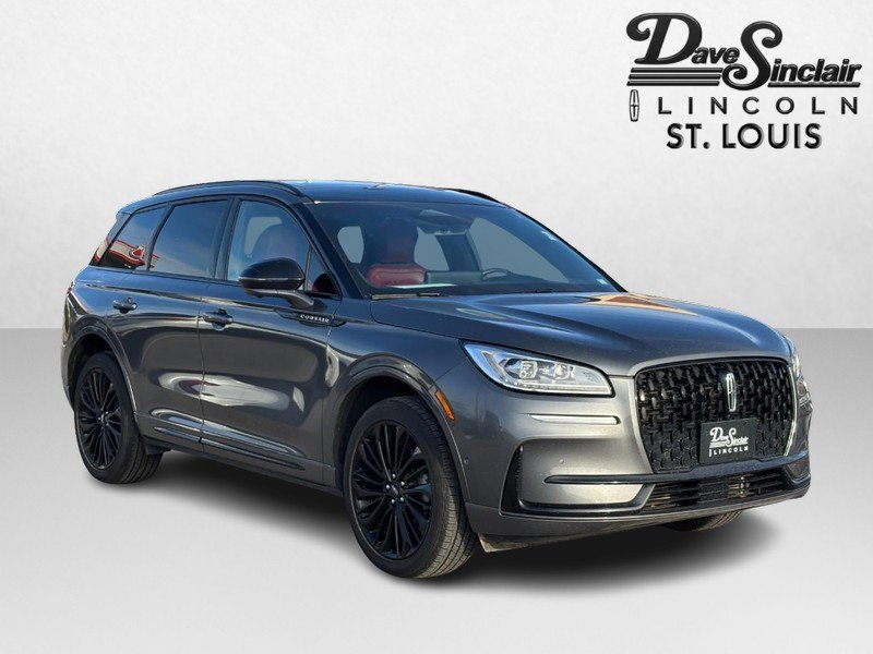 Certified 2023 Lincoln Corsair Reserve w/ Equipment Group 202A AWD/4WD image 3