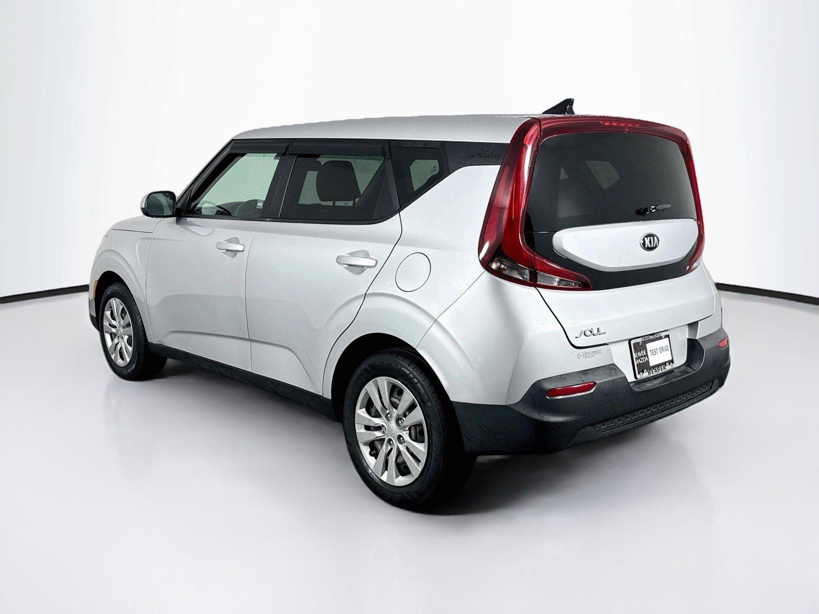 Used 2021 Kia Soul LX FWD image 11
