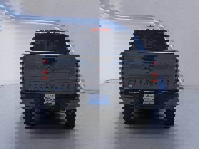 Used 2022 Nissan Frontier PRO-4X image 4