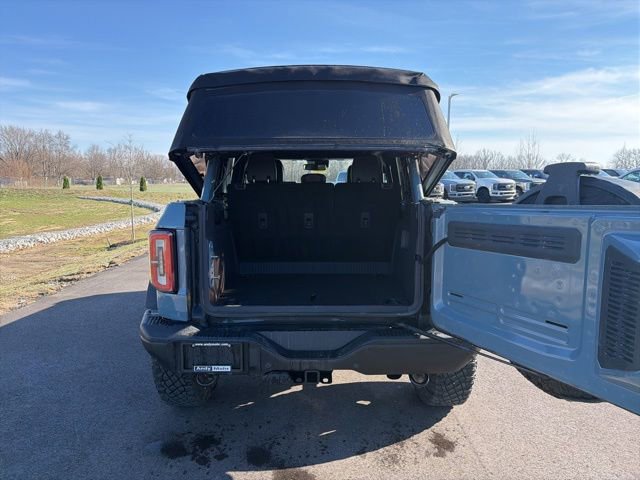 Used 2022 Ford Bronco Badlands image 7