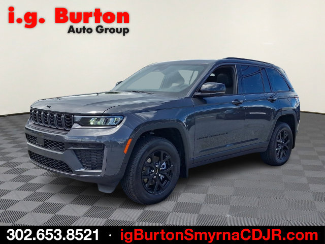 New 2026 Jeep Grand Cherokee Altitude AWD/4WD image 2