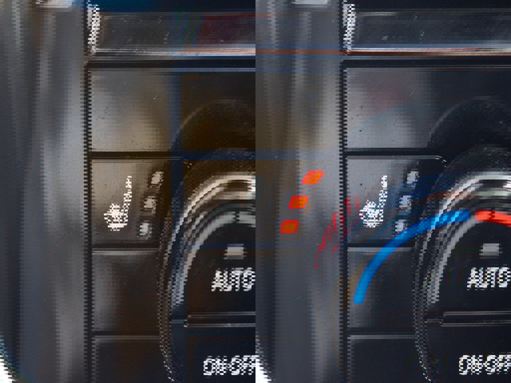 Used 2023 Nissan Rogue SL w/ SL Premium Package image 8