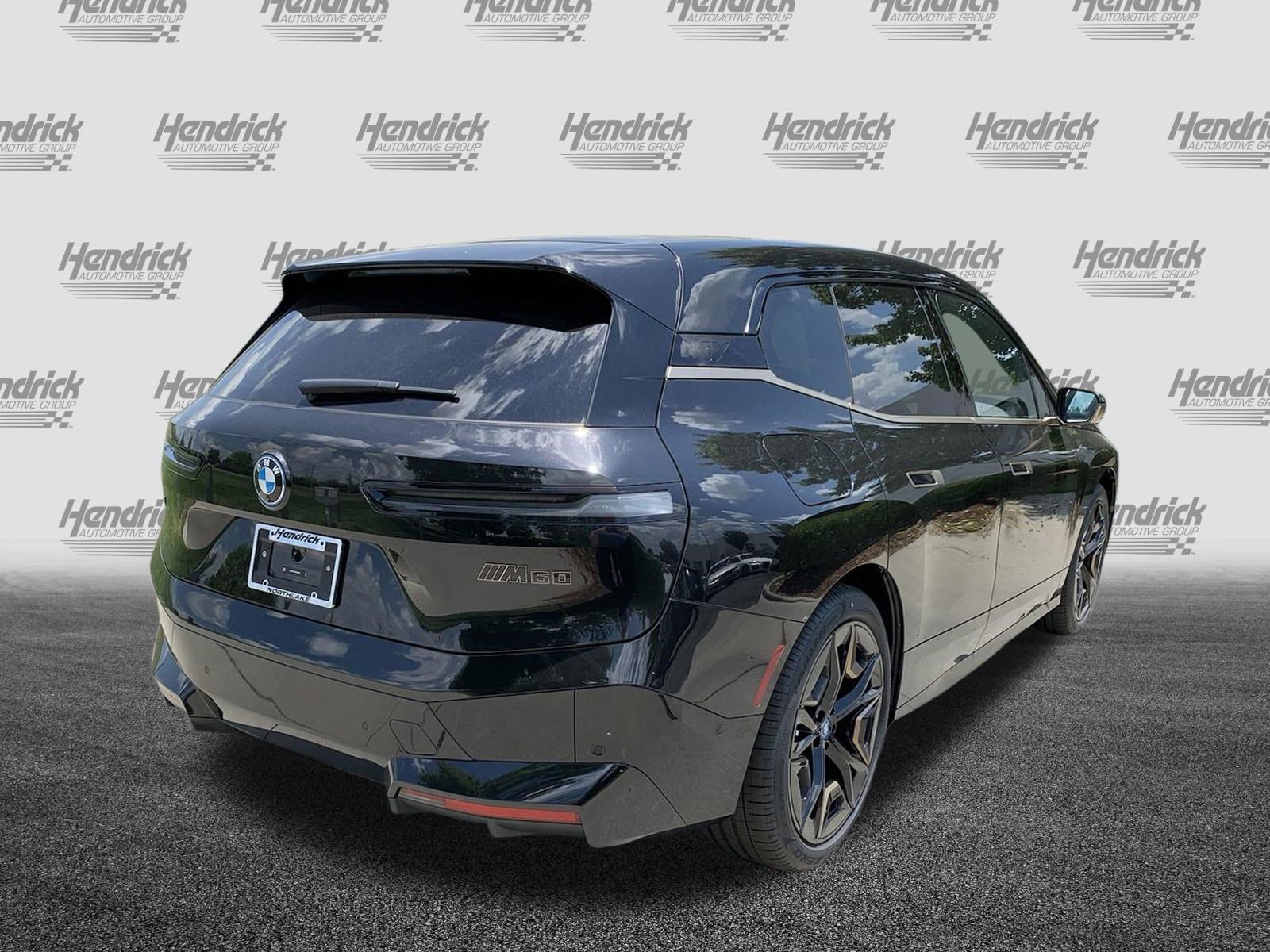 Used 2025 BMW iX M60 AWD/4WD image 9