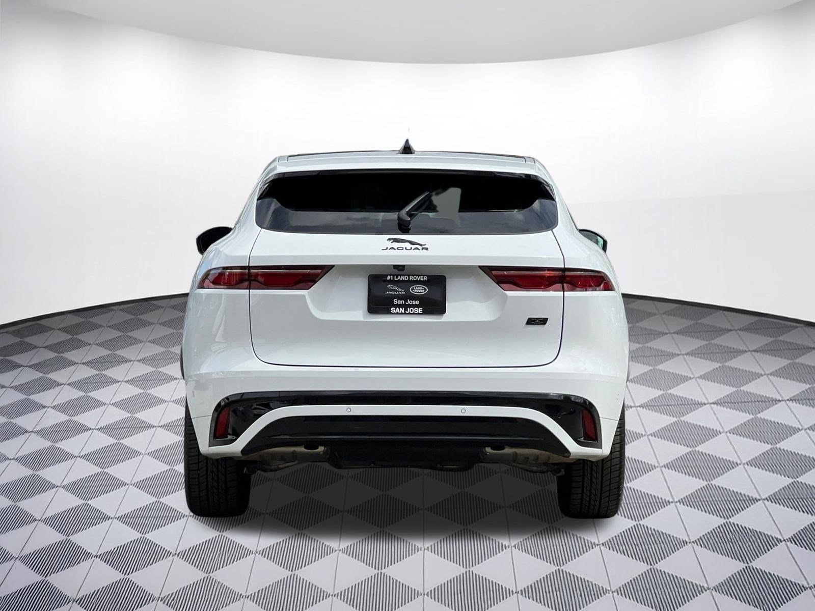 Used 2026 Jaguar F-PACE R-Dynamic S AWD/4WD image 9
