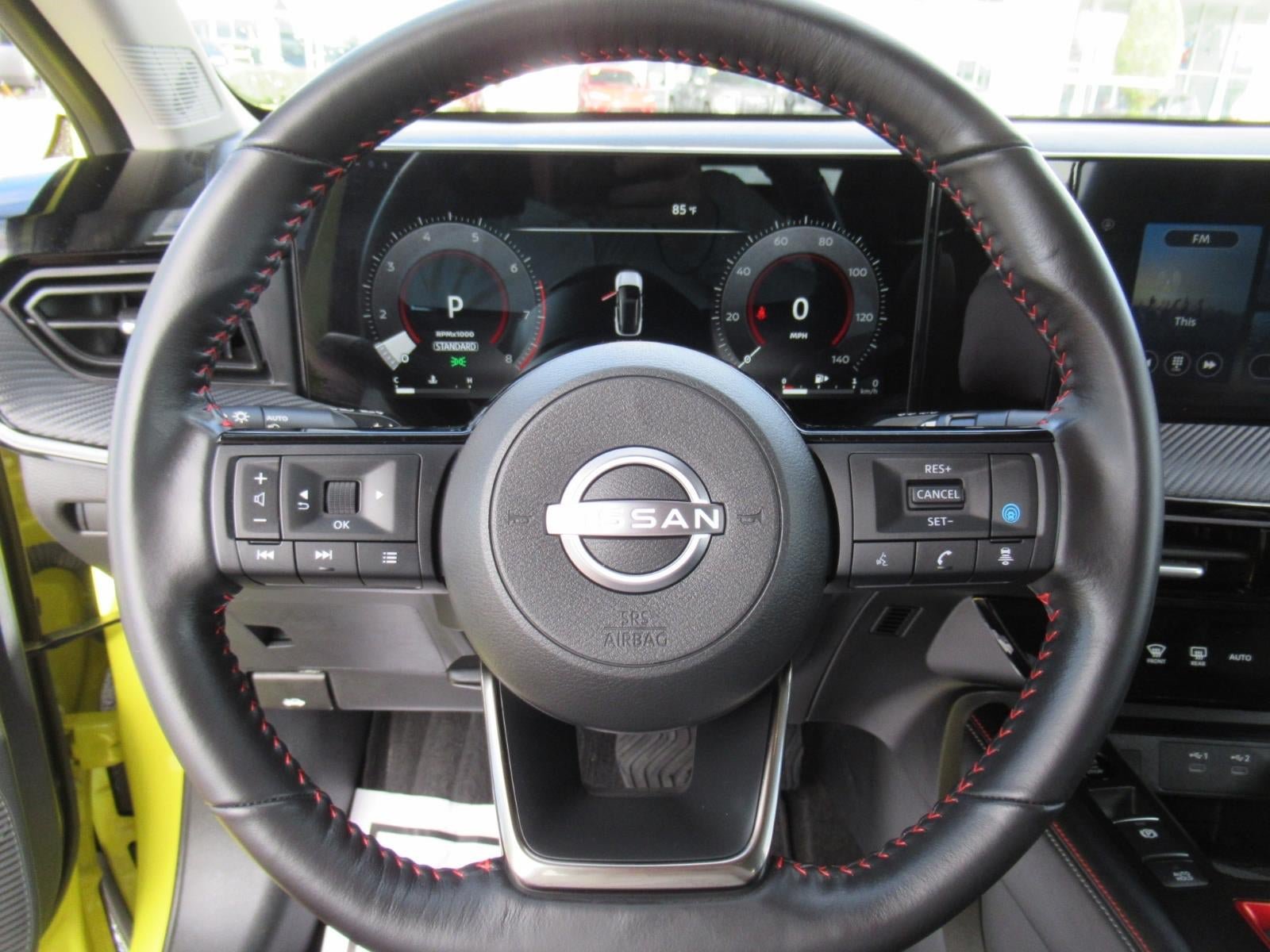 Used 2025 Nissan Kicks SR FWD image 22