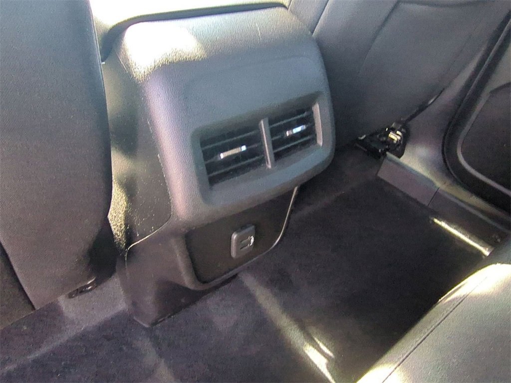 Used 2019 Chevrolet Equinox LS image 20