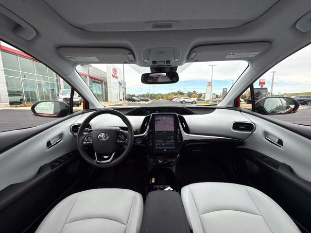 Certified 2020 Toyota Prius Limited w/ Premium Convenience Package FWD image 17