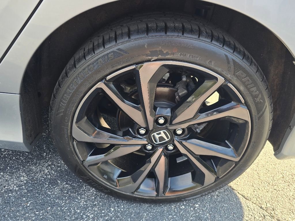 Used 2020 Honda Civic Sport image 9