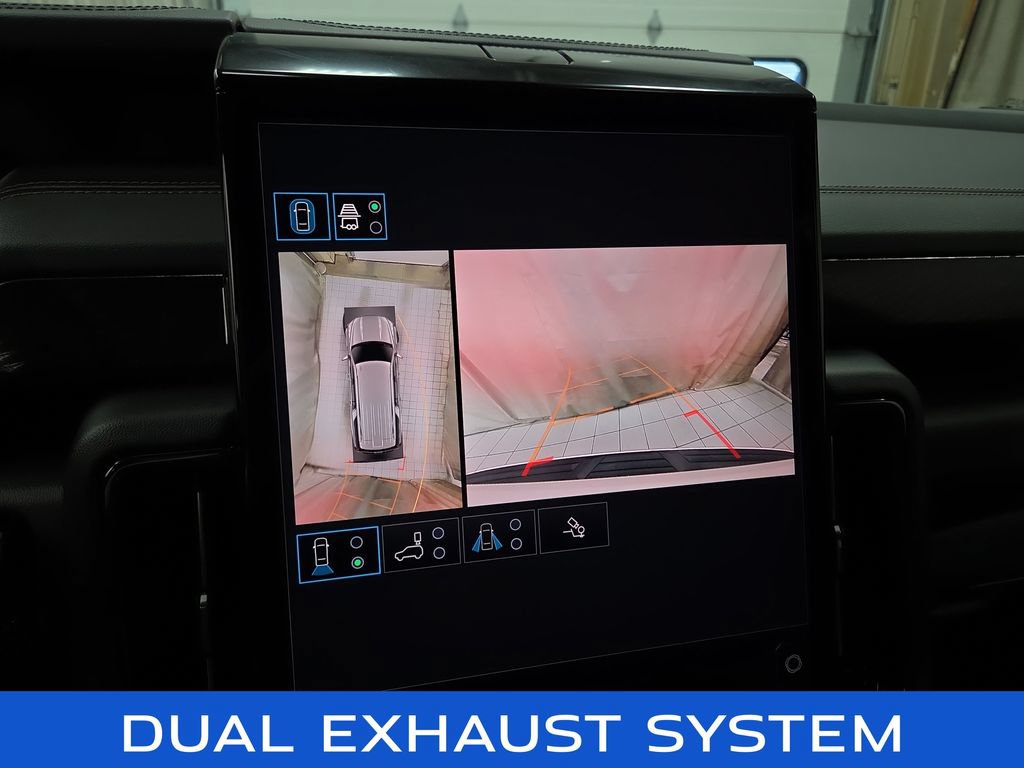 Used 2025 GMC Yukon XL AT4 w/ AT4 Premium Package AWD/4WD image 26