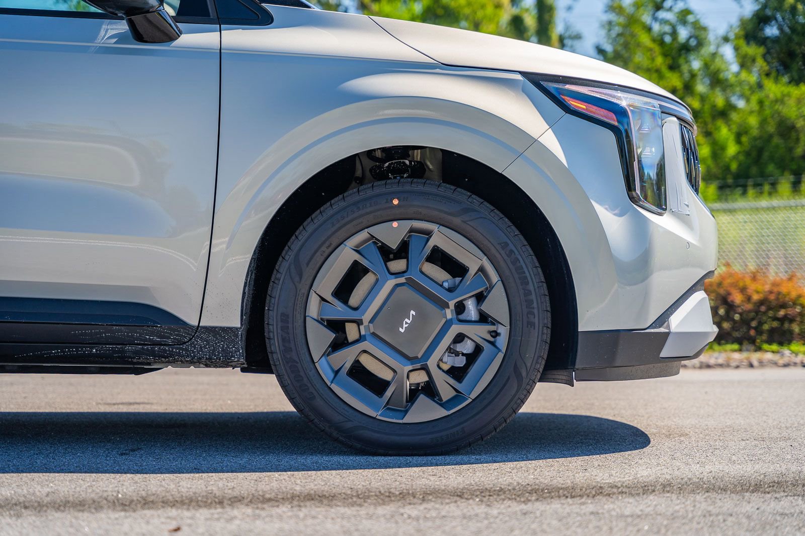 New 2026 Kia Carnival EX image 5