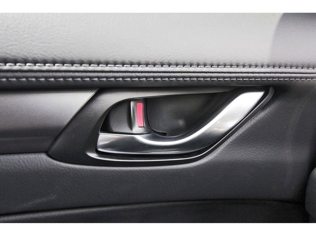 Used 2025 MAZDA CX-5 AWD 2.5 S w/ Preferred Package image 21