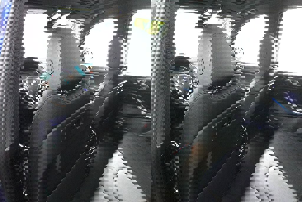 Used 2022 BMW X5 xDrive40i w/ Climate Comfort Package image 26