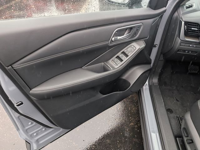 New 2026 Nissan Rogue Platinum w/ Platinum Premium Package image 15