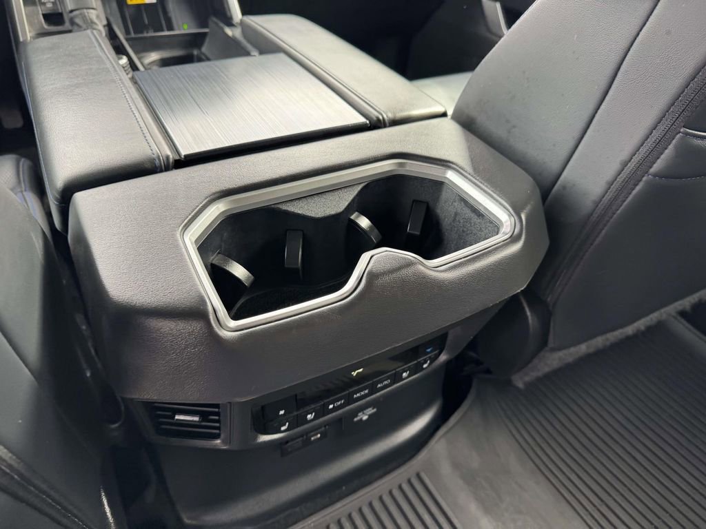 Used 2024 Toyota Sequoia Platinum image 12