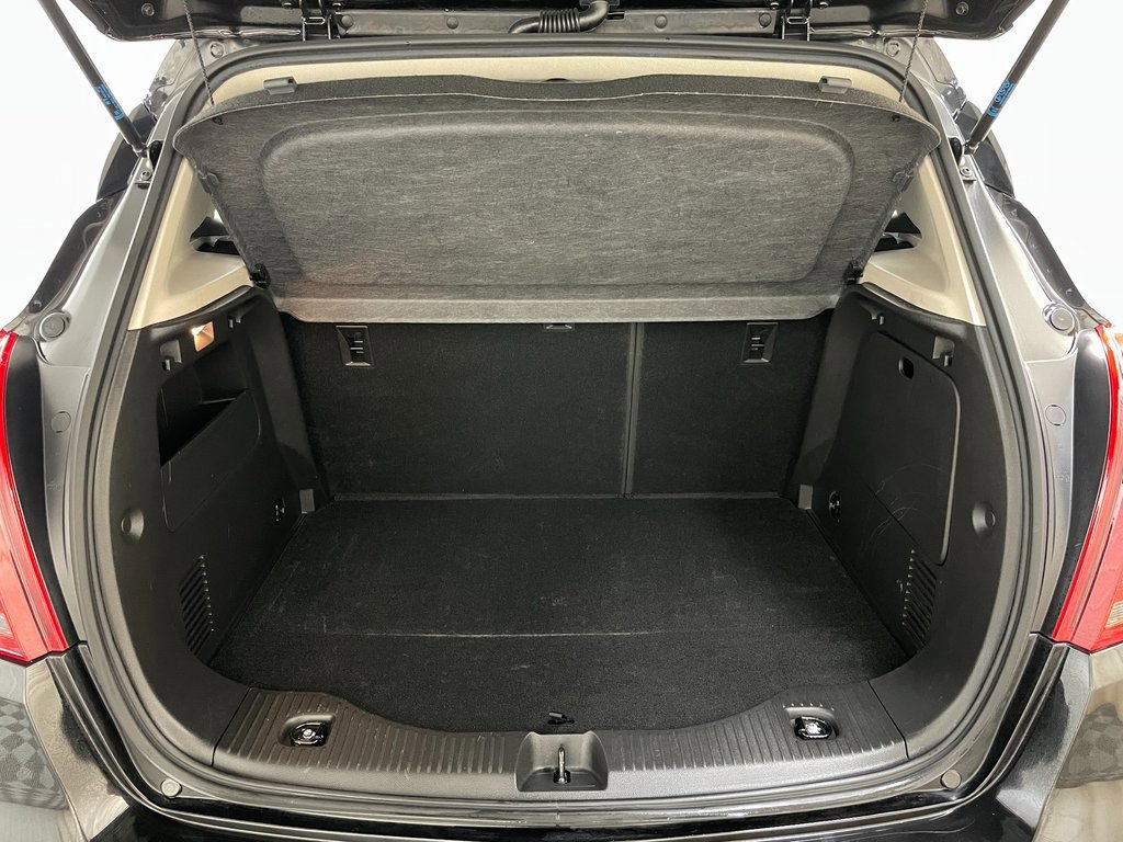 Certified 2022 Buick Encore Preferred w/ Safety Package image 41