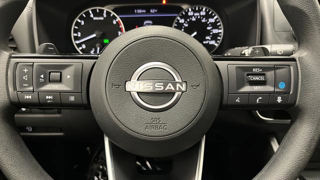 Used 2023 Nissan Rogue SV image 15