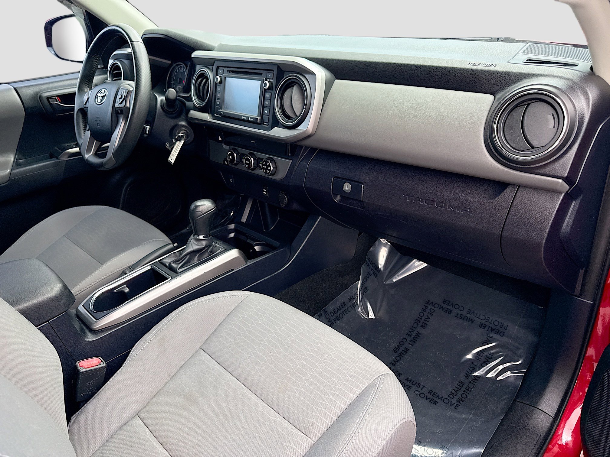 Used 2017 Toyota Tacoma SR5 w/ Tow Package RWD image 13