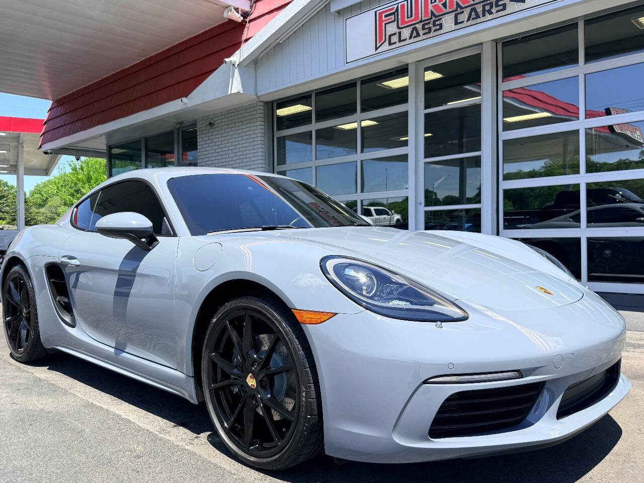 Used 2024 Porsche 718 Cayman RWD image 14
