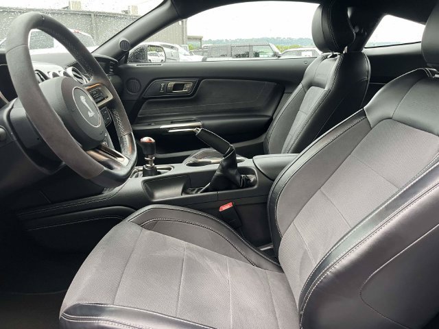 Certified 2019 Ford Mustang Shelby GT350 w/ Technology Package RWD image 21