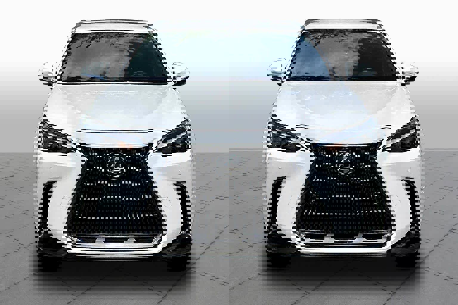 Used 2025 Lexus NX 250 FWD w/ Towing Package (2000 Lbs) image 4