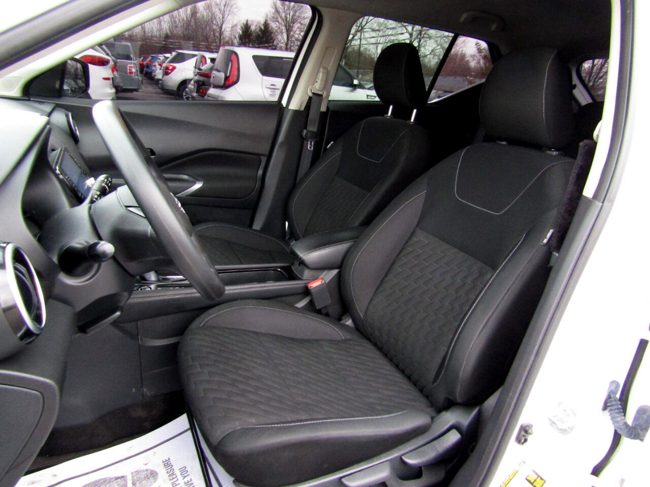 Used 2022 Nissan Kicks SV image 17