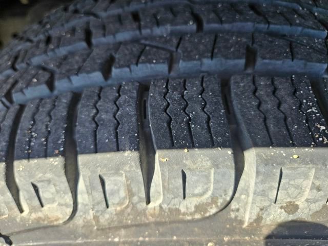 Used 2022 GMC Canyon Elevation w/ Driver Alert Package image 28