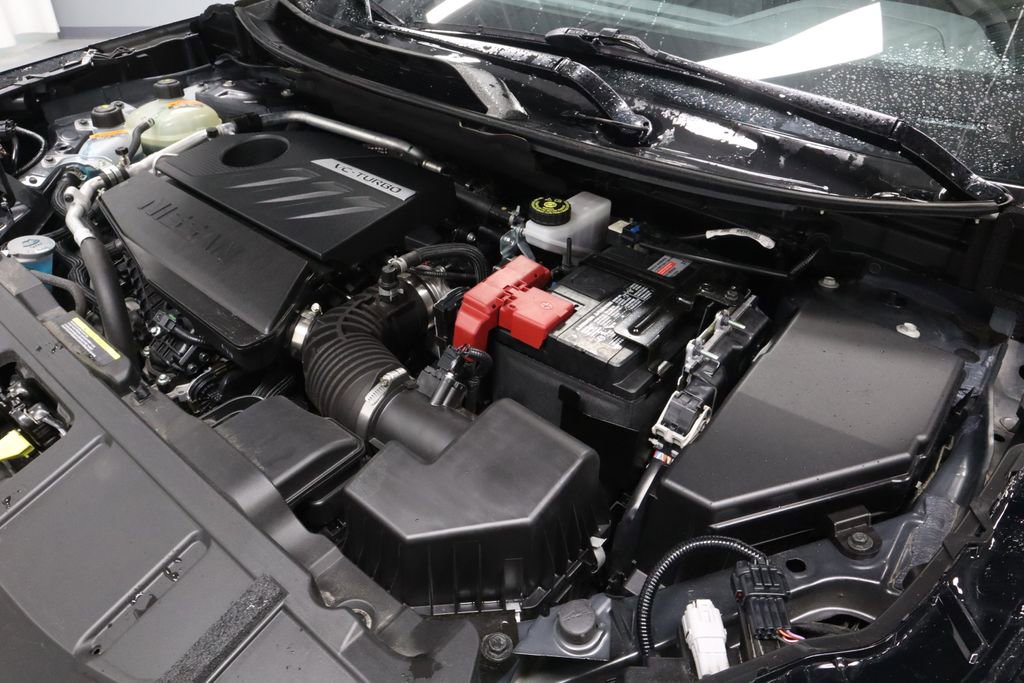 Certified 2025 Nissan Rogue SV FWD image 12