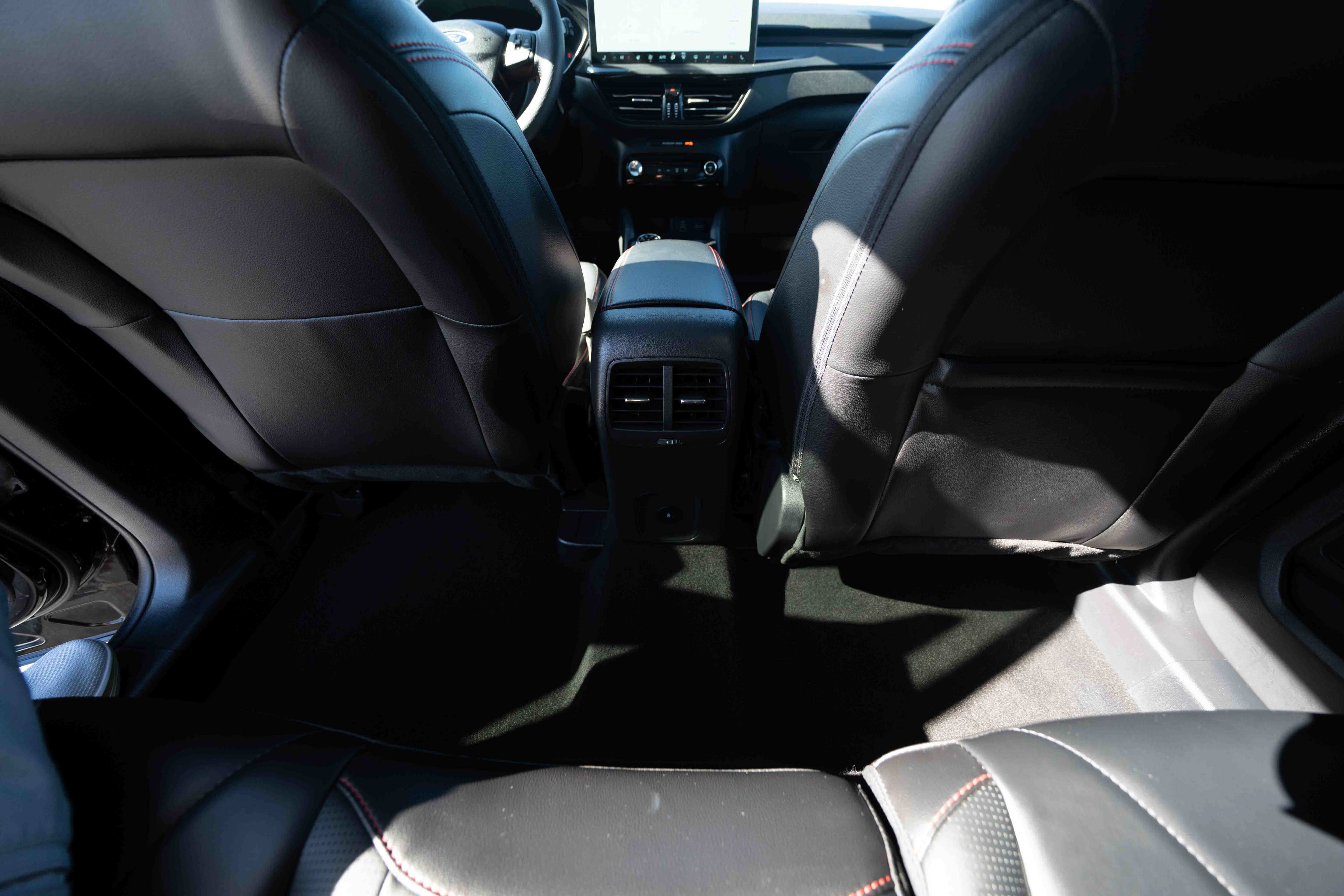 Used 2025 Ford Escape ST-Line Elite w/ Premium Technology Package AWD/4WD image 22