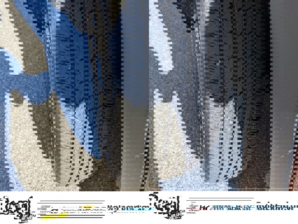 Used 2022 Jeep Grand Cherokee Altitude image 32