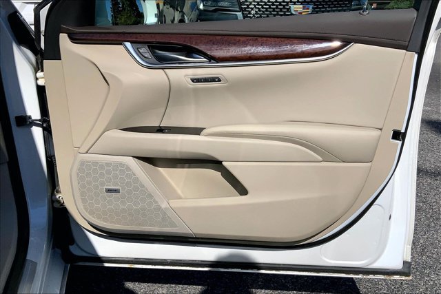 Used 2016 Cadillac XTS Luxury w/ Driver Awareness Package FWD image 22