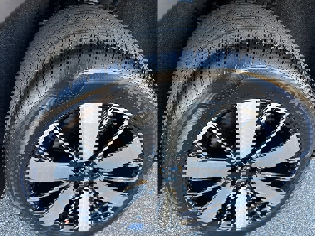 New 2025 Mitsubishi Outlander SE image 11