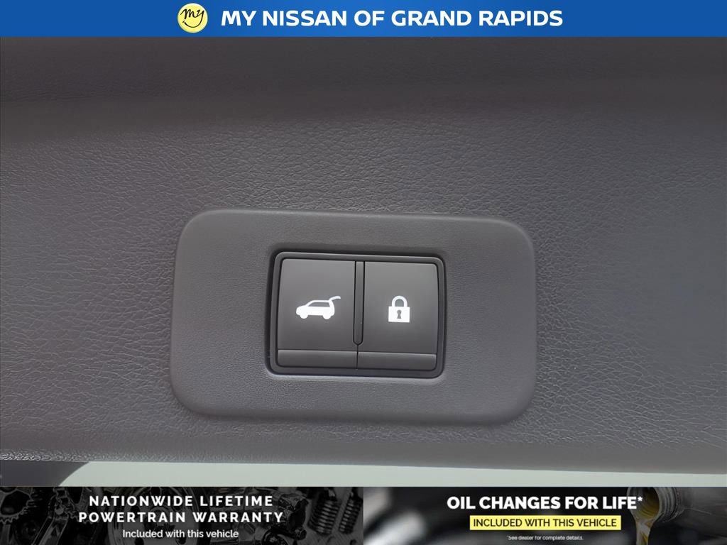 New 2025 Nissan Murano SL w/ Cargo Package image 14