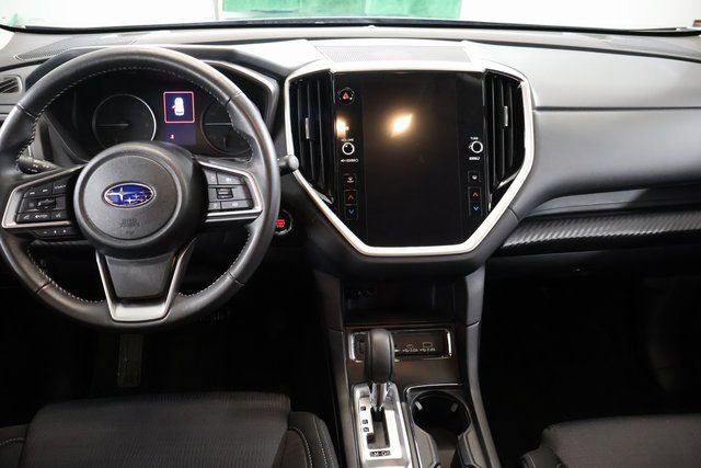 Used 2024 Subaru Ascent Premium w/ Convenience Package image 13